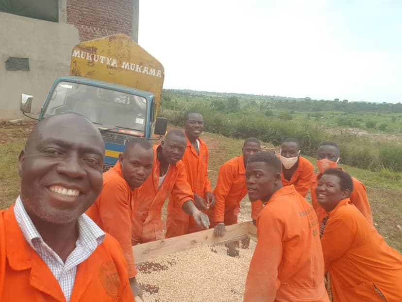 Group photo with visiting students